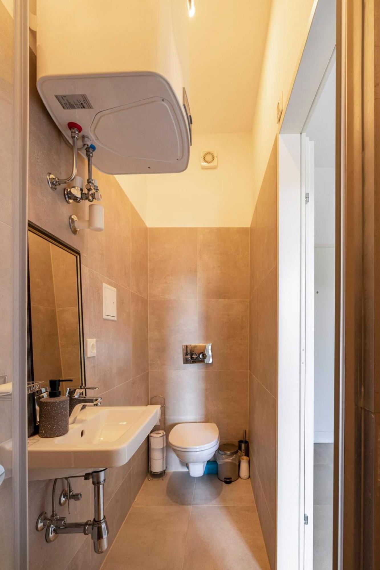 Apartment Near Schoenbrunn & Metro